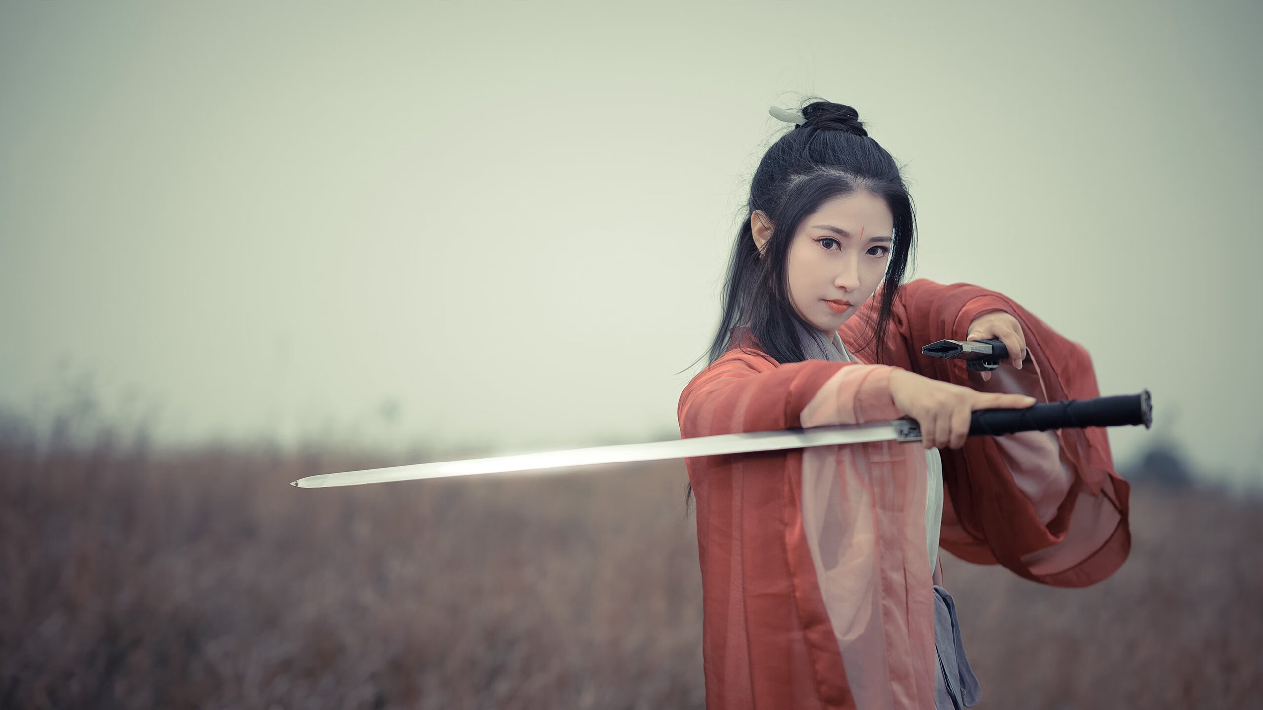 【洛杉矶天使艰难胜出】特劳特关键全垒打锁定胜局，洛杉矶天使队排名